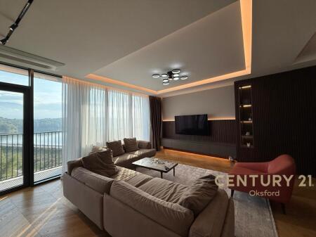 JAPIM ME QIRA APARTAMENT LUKSOZ+POST PARKIMI TEK REZIDENCA LAKE VIEW!