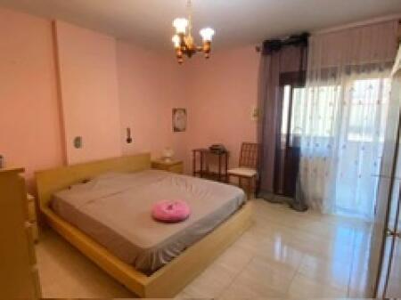 Jepet apartment 1+1 me qera rruge Bogdanve 600€