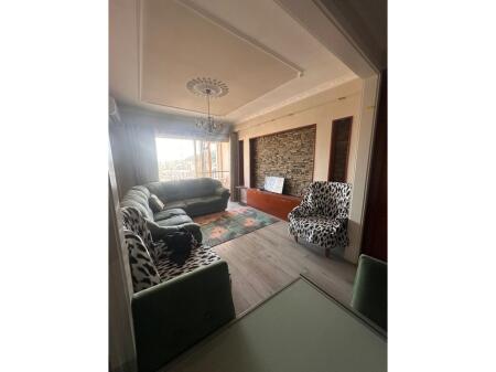 Apartament 2+1 Për Shitje në Kombinat, Tiranë