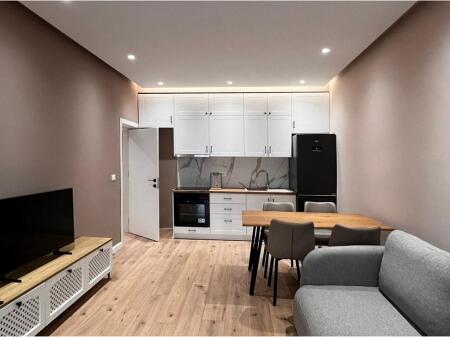 Apartament 1+1 me qira te Garda!
