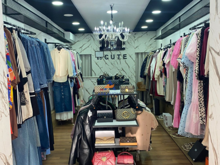SHITET BIZNES BUTIK VESHJESH 40M2 "RRUGA MUHAMET GJOLLESHA,VASIL SHANTO" 30.000 EURO