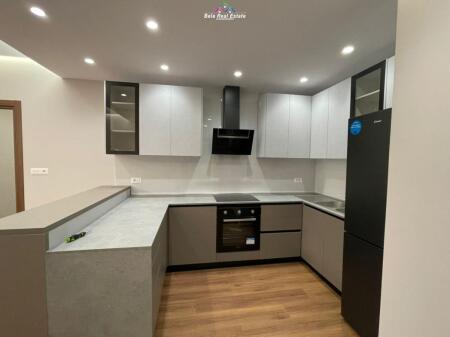 Apartament Me Qera 2+1 Tek Farmacia 10 (ID B2201530) Tirane