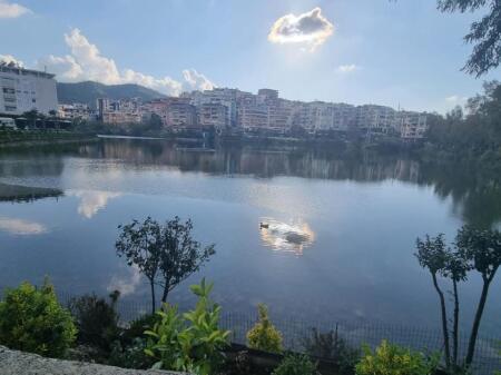 Affittasi Spazio 190 m2 presso il Lago Secco