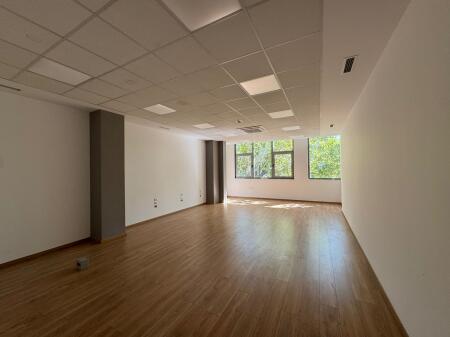 JEPET AMBIENT ME QIRA 384 M2 NE ALI DEMI !