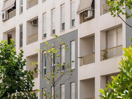 APARTAMENT 1+1 ME QIRA VETEM ME KUZHINE 📍 Vendndodhja: KOMPLEKSI MAGNET, 21 Dhjetori