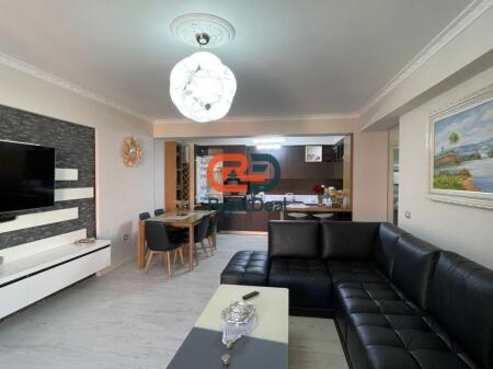 Tek Kompleksi Malajzian, Shitet Super Apartament 2+1+2, Totalisht I Investuar Me Post Parkimi Te Perfshire ne Cmim!