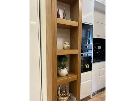 Apartament 2+1 me Dy Ballkone për Qira – Garden Residence Turdiu🌿