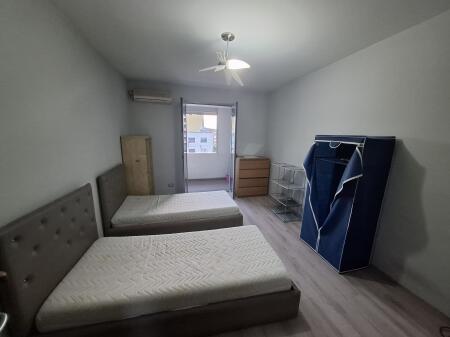 JEPET ME QERA APARTAMENT 2+1, rruga Bardhyl , Tirane