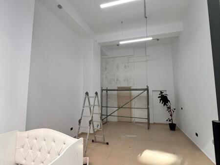 🏡Business premises for rent in Astir