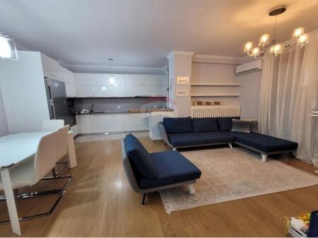 Apartament 1+1 per qira tek Myslym Shyri  !