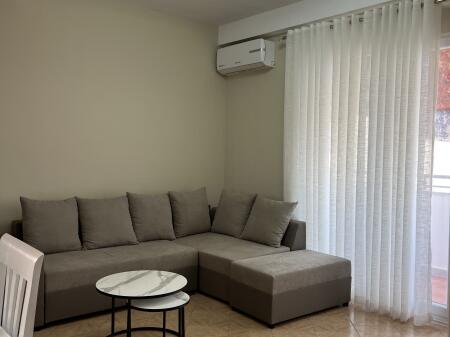 Jepet me qira 1+1 RR.Haxhi Dalliu prane Prokurorise 550€