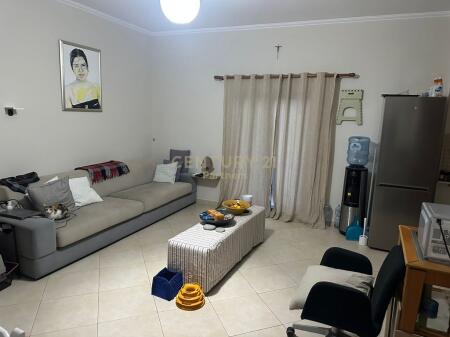 Me qira Apartament 2+1+2 – Rruga ne Qytet Studenti🌇