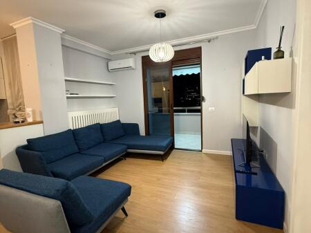 Apartament 1+1+ post parkimi ne Myslym Shyri