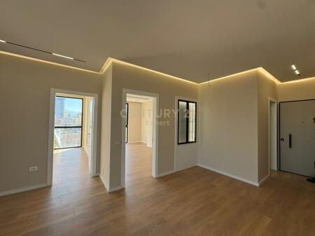 APARTAMENT 2 + 1 ME QIRA – RRUGA MINE PEZA