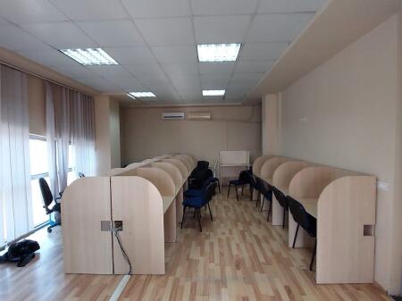 Jepet me qera ambjent biznesi per zyra, klinika dentare,  parukeri - estetike,  qender kursesh etj.