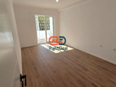 Ne Don Bosko, Shitet Apartament 1+1 I Sapo Investuar !!!
