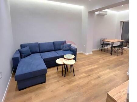 APARTAMENT 1+1 PER SHITJE, 21 DHJETORI