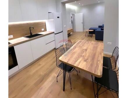 APARTAMENT 1+1 PER SHITJE, 21 DHJETORI !