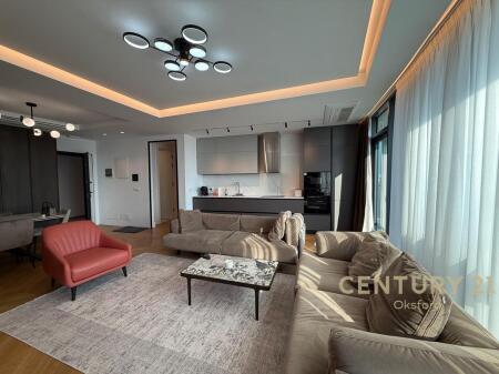 JAPIM ME QIRA APARTAMENT LUKSOZ+POST PARKIMI TEK REZIDENCA LAKE VIEW!