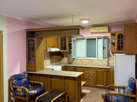 🏢In the Xhamllik area, near the Albanian Post Office, a 2+1+2 furnished apartment is for rent, 70,000 Leke