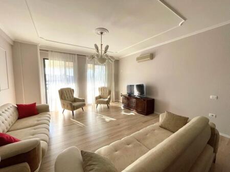 Apartament 2+1 per Qira prane Shkolles "Mihal Grameno"! 750 € /Muaj