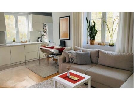 APARTAMENT 2+1 TE 21 DHJETORI PER SHITJE 155,000 €