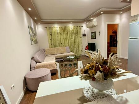 SUPER APARTAMENT 2+1 PER QERA NE ASTIR