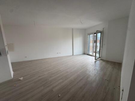 SHITET APARTAMENT 2+1 KODRA E DIELLIT