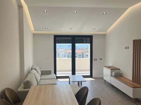 Jepet me qira apartament 2+1, Fresk 580