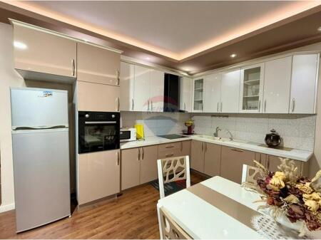 SUPER APARTAMENT 2+1+PARKIM PER QERA NE ASTIR