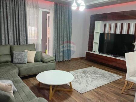 2+1 in affitto in Via Skender Luarasi