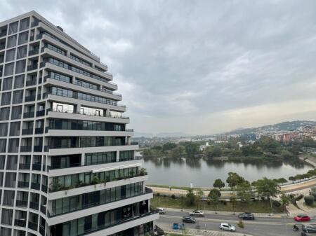 Shop for rent at Lake View