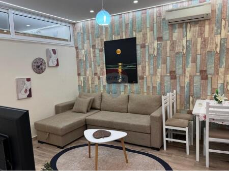 Apartament - Për Shitje - Rruga Mine Peza, Tiranë