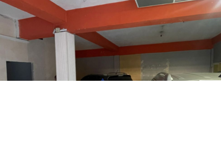 JEPET GARAZH ME QERA 115M2 "PRANE FABRIKES SE MIELLIT,UNAZA E RE" 1000 EURO