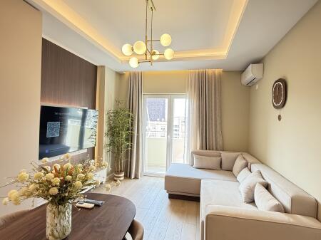 JEPET ME QIRA 1+1 APARTAMENT LUKSOZ – RRUGA E BOGDANËVE, TIRANË