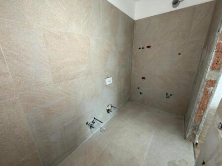 📣 Shitet apartament 2+1+2 📍 Rruga 5 Maji, Tiranë – zonë shumë e kërkuar