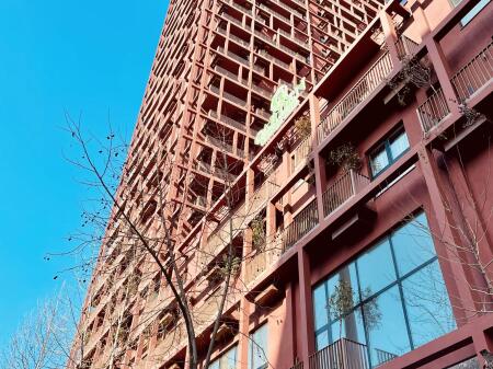 Premium office 2+1 for rent in “Garden Building”, the heart of Kavaja Road🏙