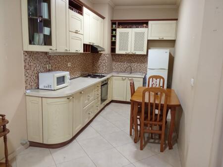 Giardino Botanico, affittasi appartamento 1+1! 650 Euro