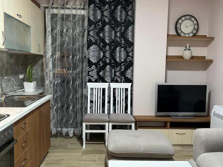 💠 Apartament 1+1  per Qira, Bibloteka , Durres.