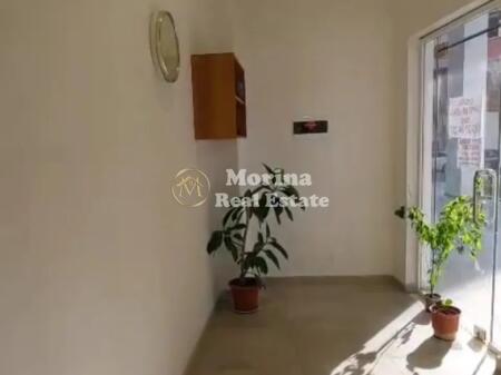 Rent, Business Premises, at the Train Station, Ramazan Shijaku Street, 600 euros/month.