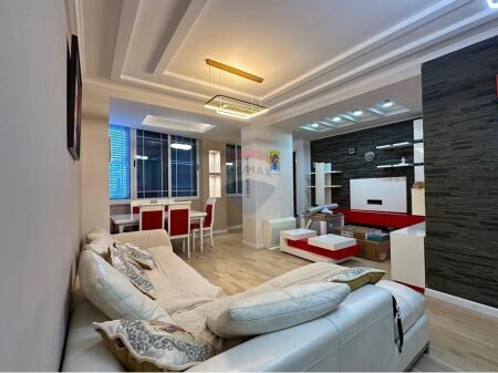 Jepet me qira apartament 1+1 tek Eleonora!
