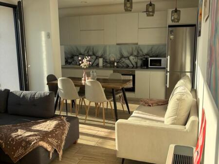 Jepet super apartament 2+1+2+parkim ne Dajt , tek rezidenca La Panoram