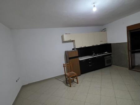 Fresk Jepet Apartament 2+1 Me Qera
