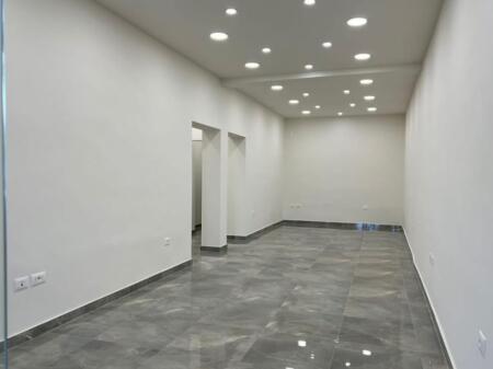 Ambient biznesi per shitje ◦ Stadiumi Dinamo