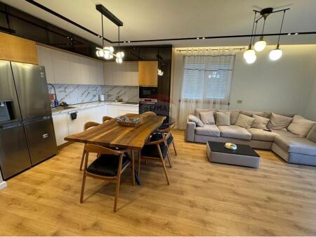 Jepet Apartament 3+1+2 Liqeni Thate