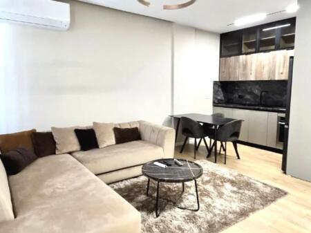 Jepet Me Qera: 1+1+Ballkon (+Garazh️) Bulevardi i Ri (Rez. AVID) 650€ / muaj