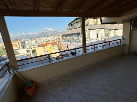 Jepet Apartament me Qera