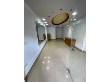 For Rent, Business Premises, Pazar i Ri