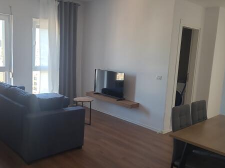 Jepet 1+1 me qera i pabanuar me pare  Qemal Stafa