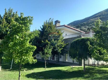 Vilë - Për Shitje - Bërzhitë, Tiranë (ID: 530191063-145)